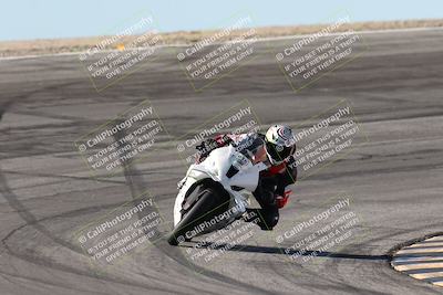 media/Jan-15-2026-Racers Edge (Thu) [[dfebeb70ab]]/3-B Group/Session 2 (Bowl Exit)/